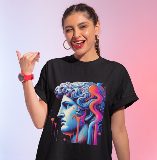 Deusa Neoclássica em Cores Vibrantes - Camiseta Oversized